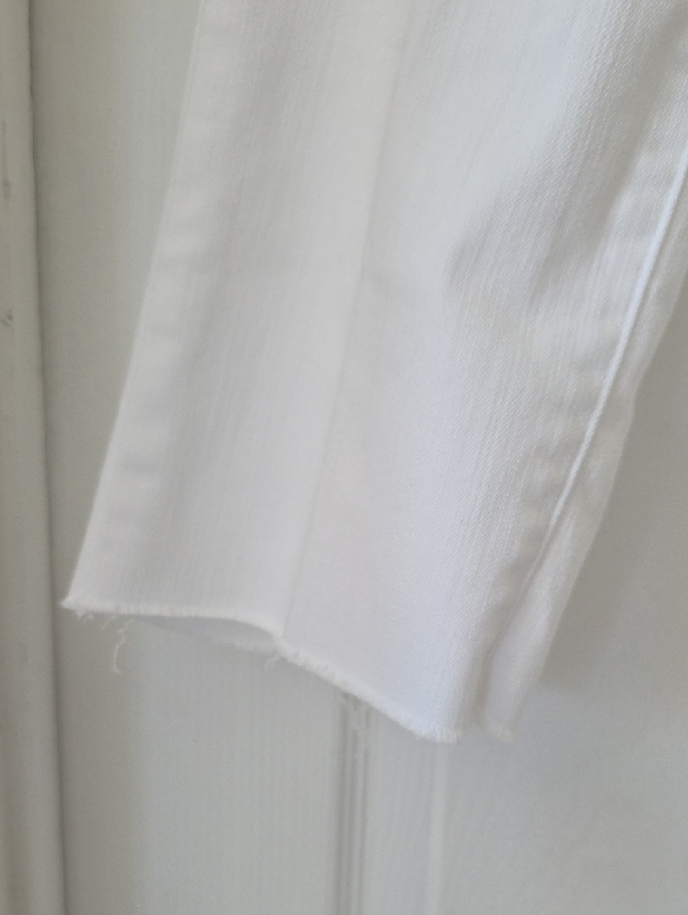 Talbots Straight Leg White Jeans Size 4 - Picture 7 of 16
